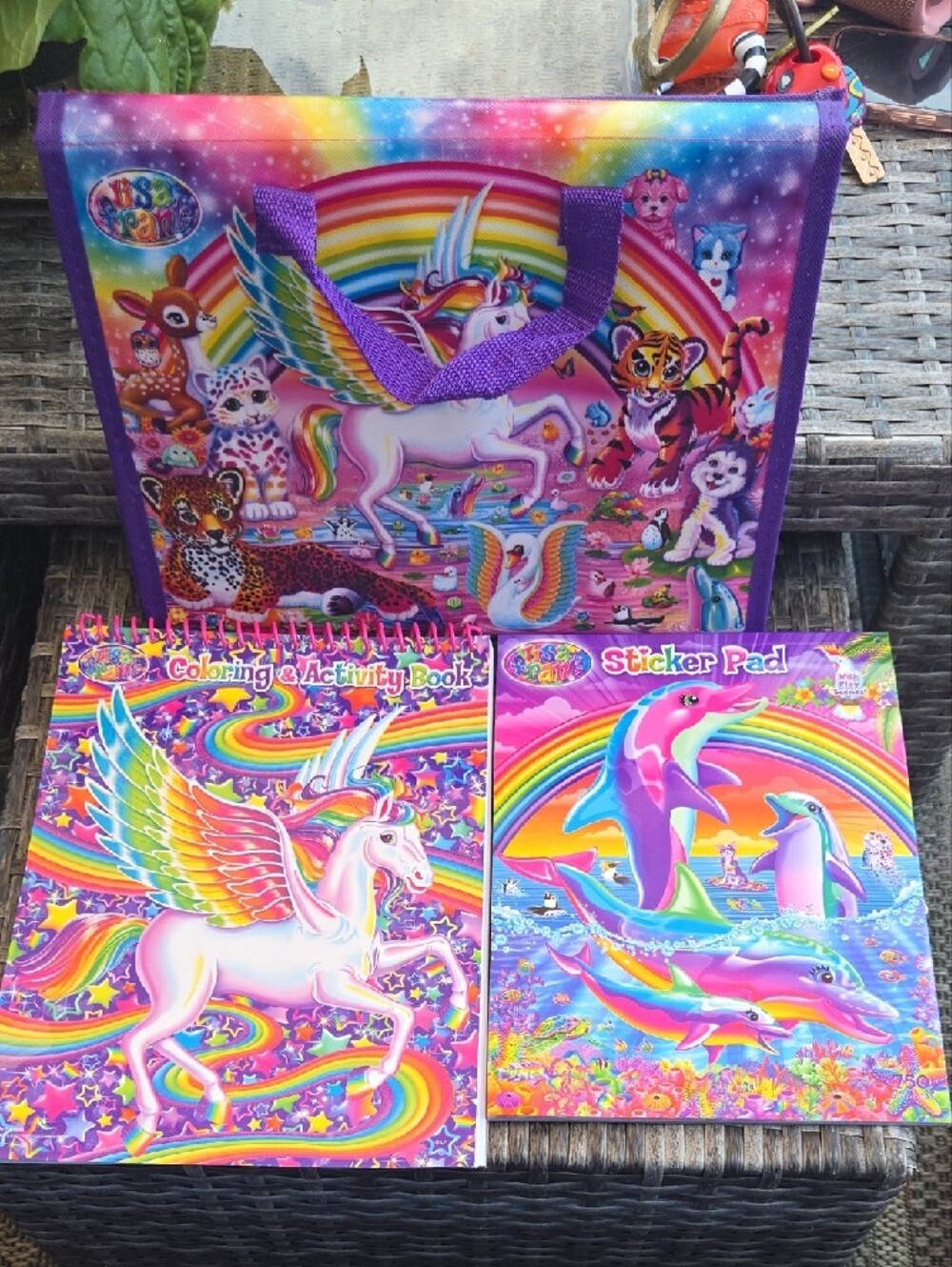 Lisa Frank 2016 Trifold Activity Portfolio Near Complete Set Markers, Puzzles🎀